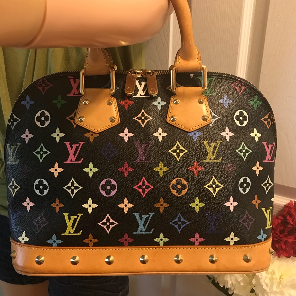 ‼️ SOLD‼️Authentic Louis Vuitton. Alma pm multi